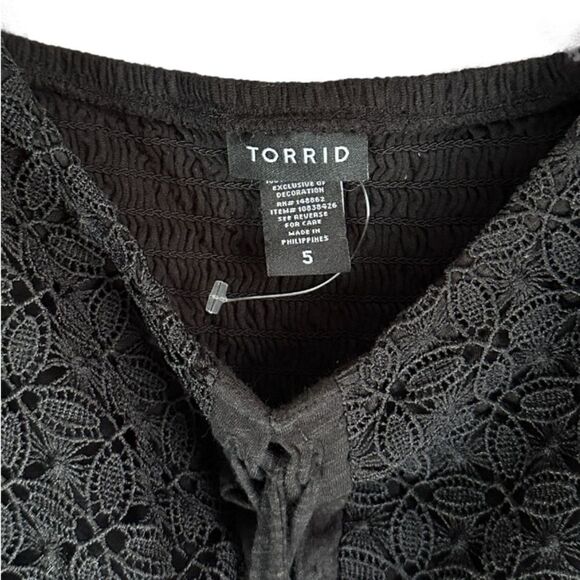 Torrid crocheted black babydoll tank size 5 - Picture 5 of 7